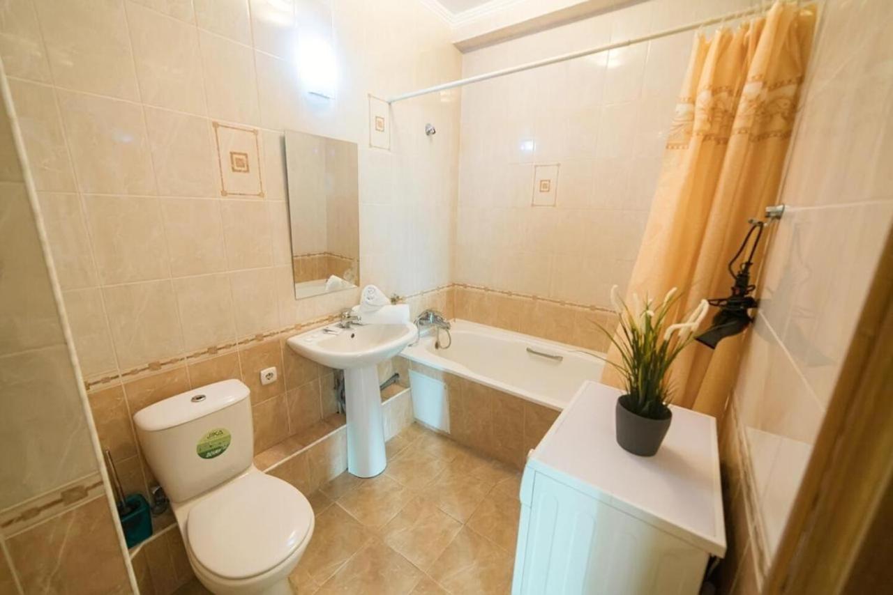 Manica Mega Towers Daire Almatı Dış mekan fotoğraf