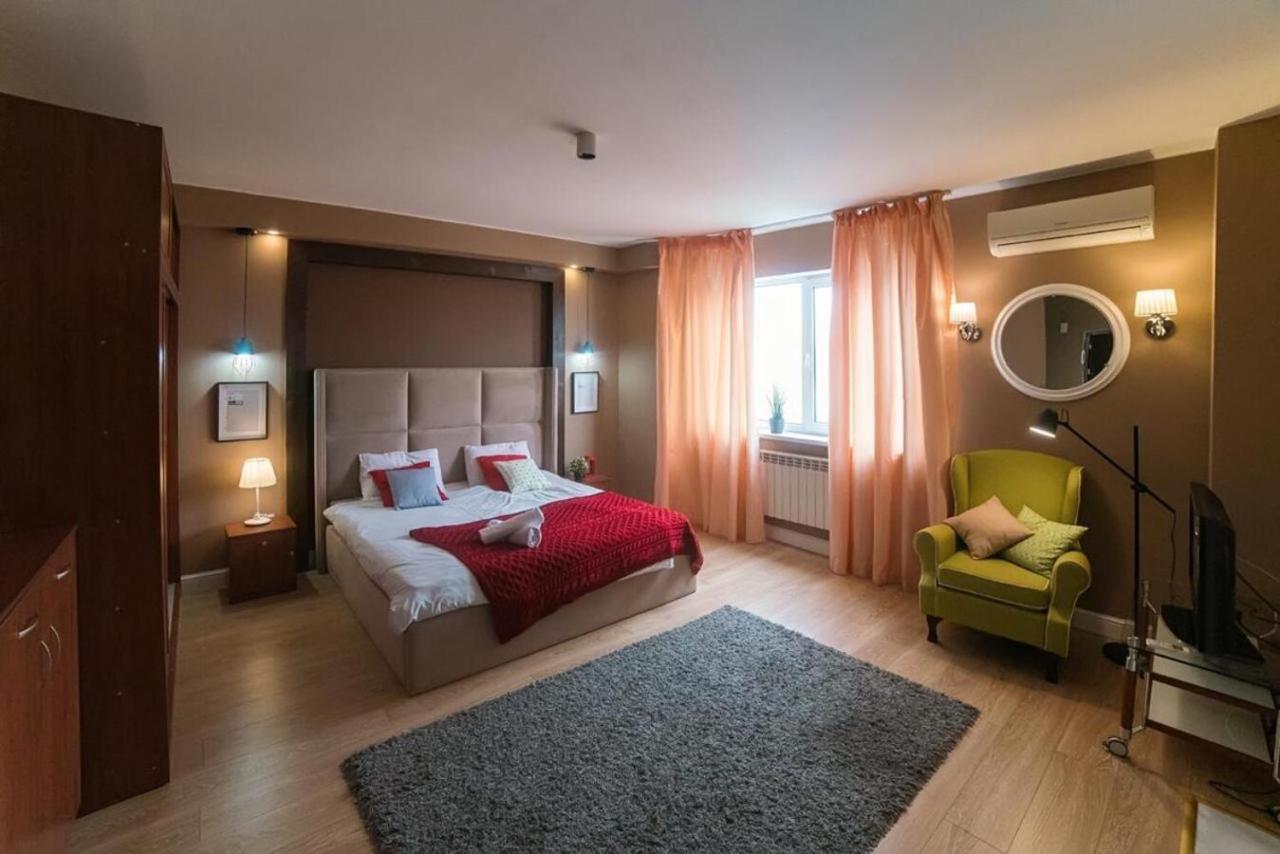 Manica Mega Towers Daire Almatı Dış mekan fotoğraf