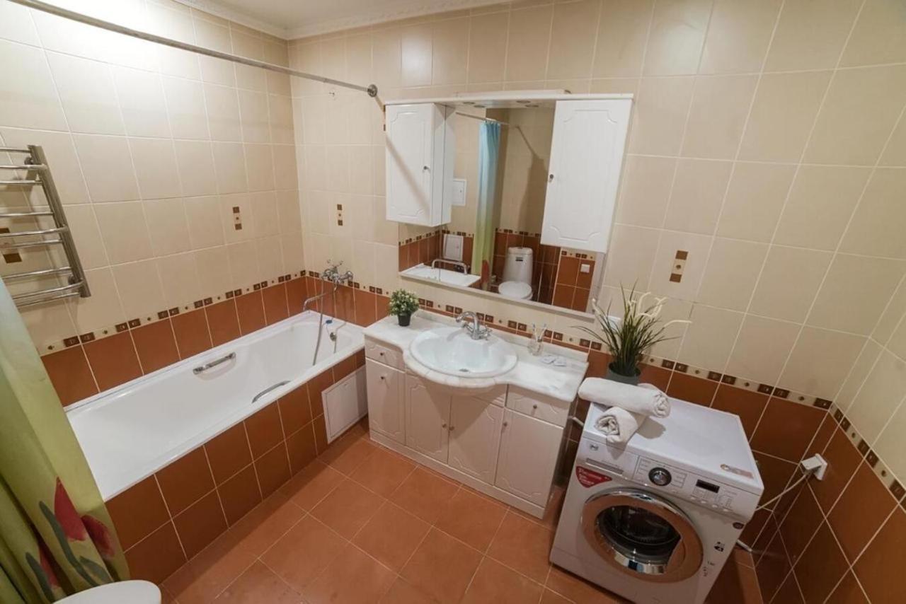 Manica Mega Towers Daire Almatı Dış mekan fotoğraf